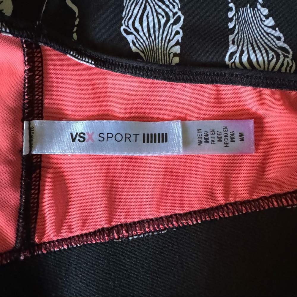 Victorias Secret VSX Sports-Bra Black White Zebra Print Stretch Pullover Size M - Picture 5 of 7